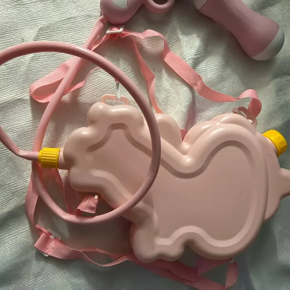 pink Pony water squirter backpack